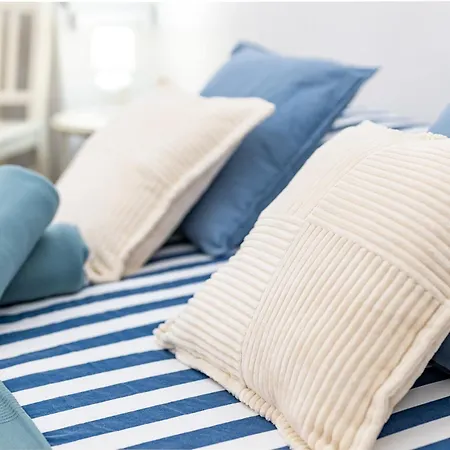 γενος - Ghenos * أوستوني